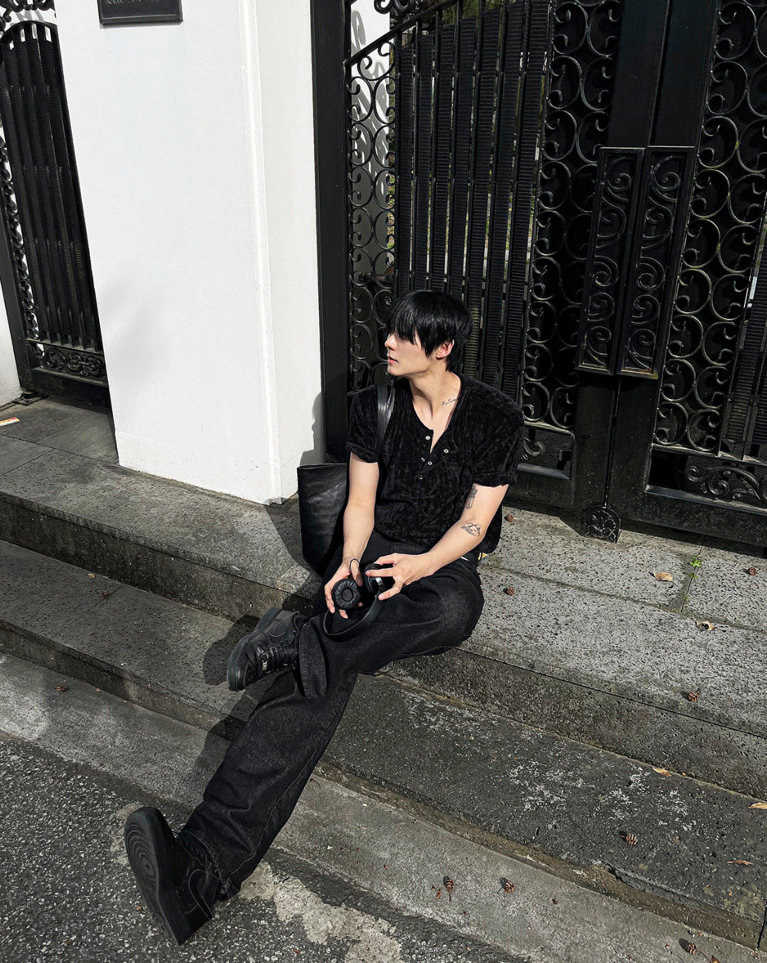Beloa Golgi Henley Neck Short Sleeve