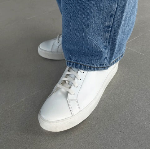 Comment Sneakers (White)