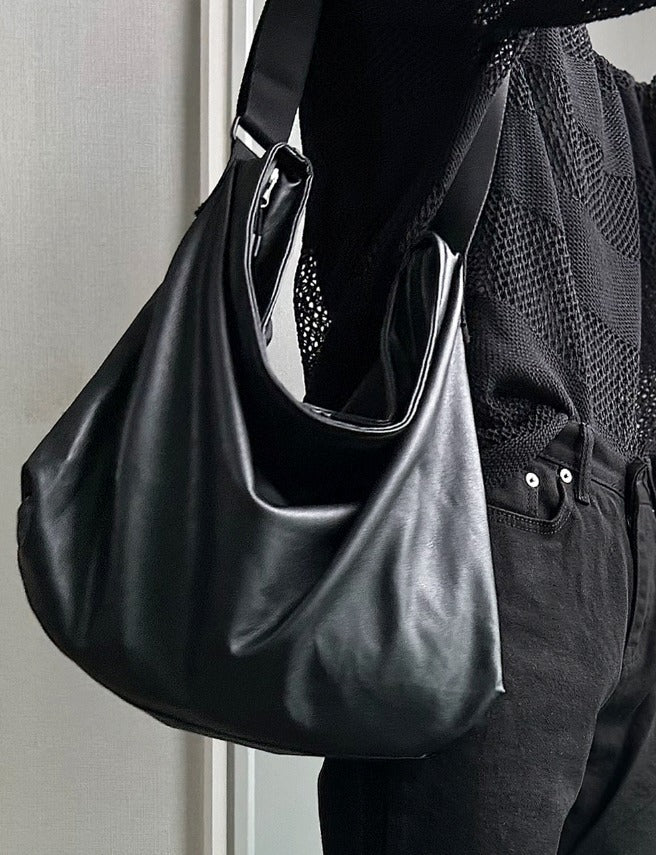Venta Leather Crossbody Bag