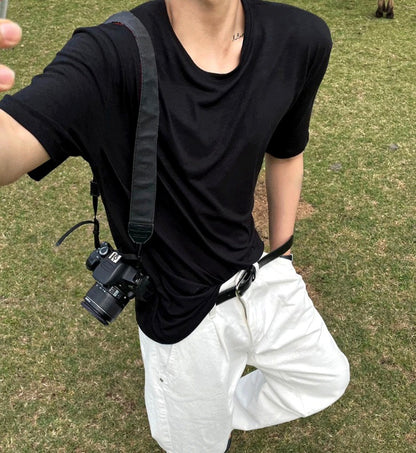 Minimalist U-neck Tee