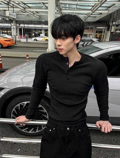 Muscle Fit Raglan Ribbed Knit