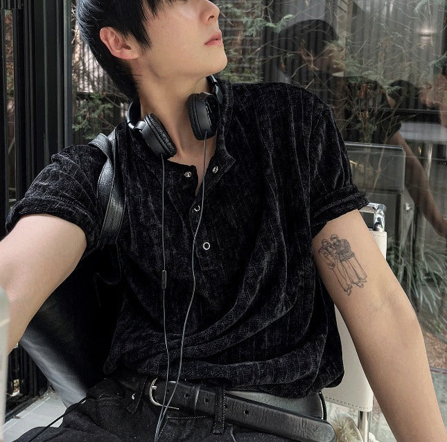 velour corduroy henly-neck short sleeve knit