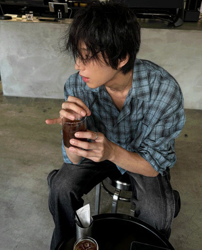 Aron Linkle checkered shirt