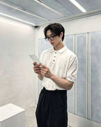 Three-Button Collar Short Sleeve Knit
