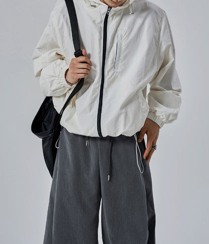 Half-Banding Bermuda Shorts
