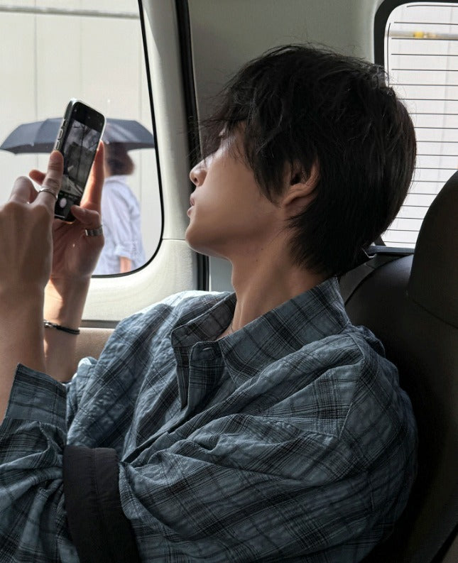 Aron Linkle checkered shirt