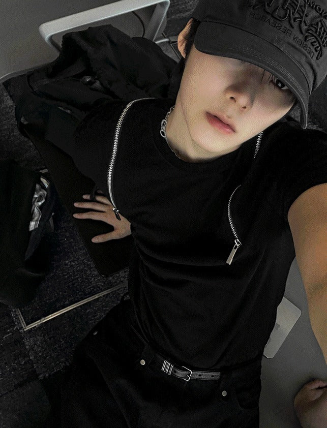 Shoulder Zipper Deep Black Banpal T-shirt