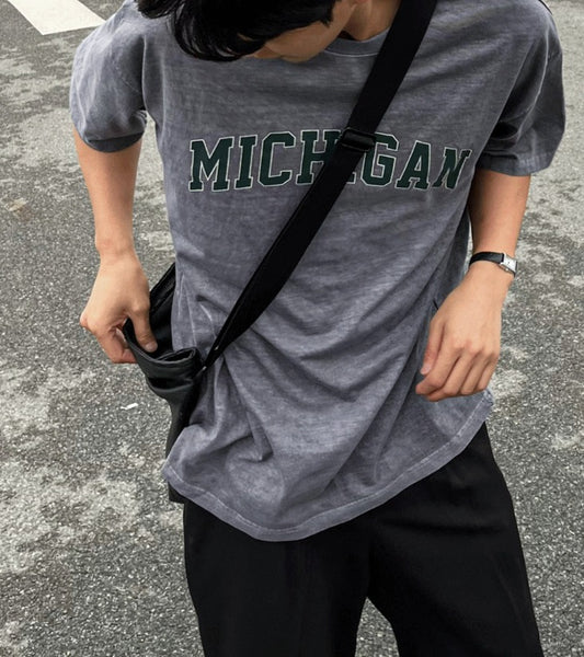 Washing Michigan Short Sleeve T-shirt