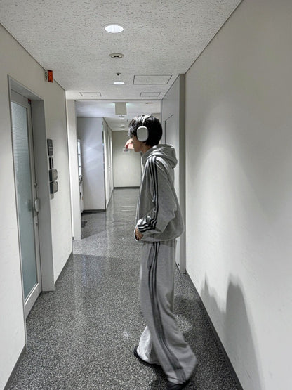 Outside track wide pants