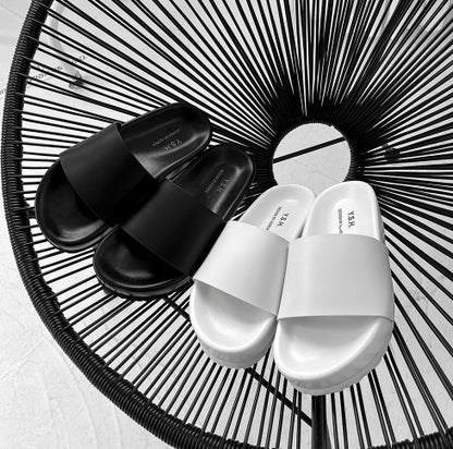 Mio Simple Slippers