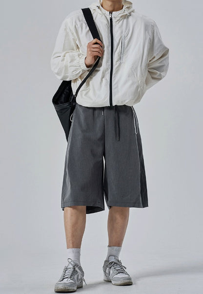 Half-Banding Bermuda Shorts