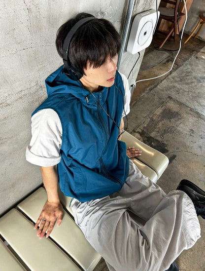 Cropped Nylon Hooded Vest