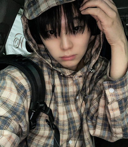 lable hood check shirt