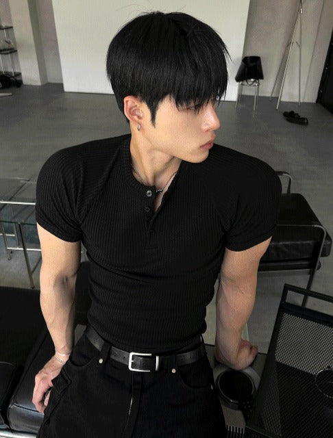 Muscle Fit Henry Neck Short-Sleeved Knitwear