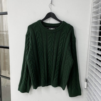 boucle detail knit