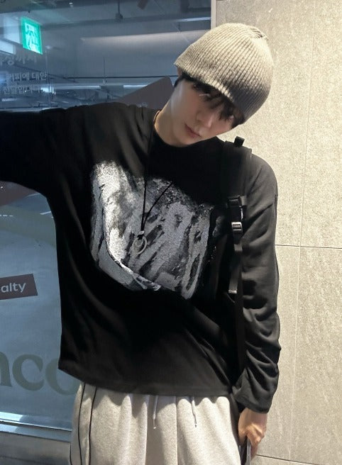 Loose-Fit Sweatshirt Tee