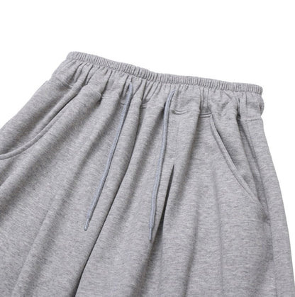 One-Tuck Wide Pants
